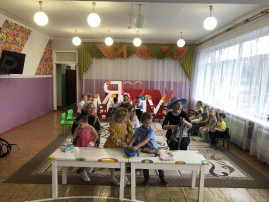 Праздник "День матери" Праздник "День матери".